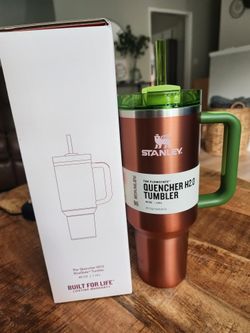 Lainey Wilson Releases Second Stanley Tumbler Cup: Where to Buy It –  Billboard