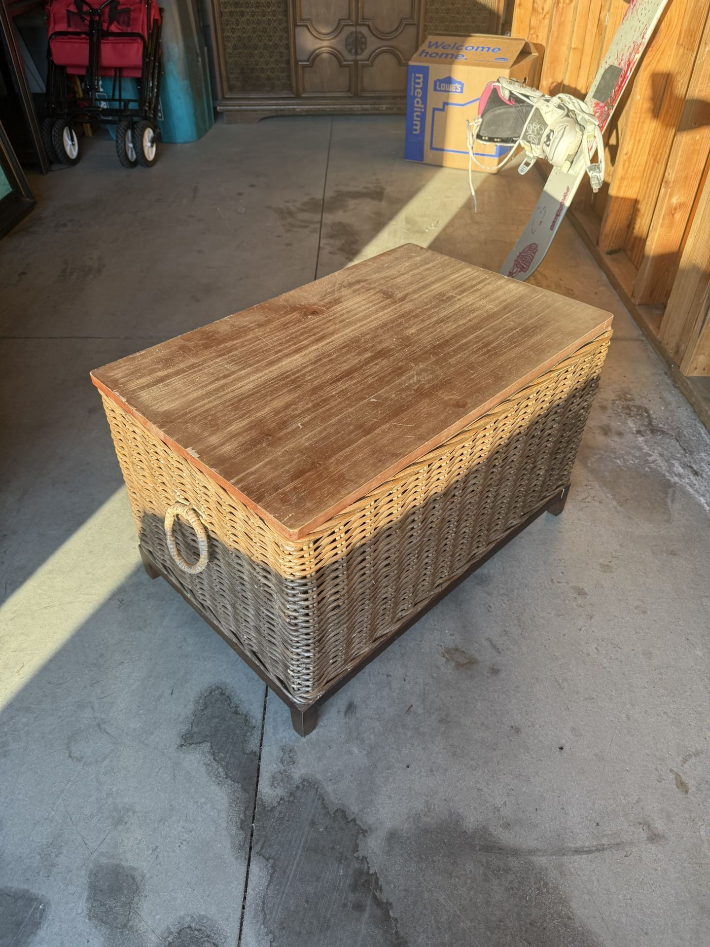 Coffee Table With Storage