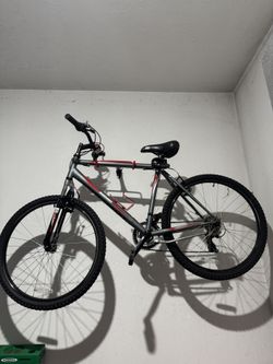 Nishiki Pueblo Mountain Bike — Good Condition + Lock Included — Pick Up Today in Marlborough MA!