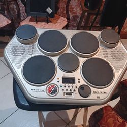 YAMAHA MODEL 55C. DIGITAL PERCUSSION. STEREO DRUM