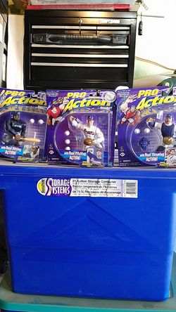 Pro action figurines starting lineup