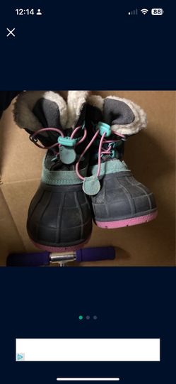 Boots Girls Size 12