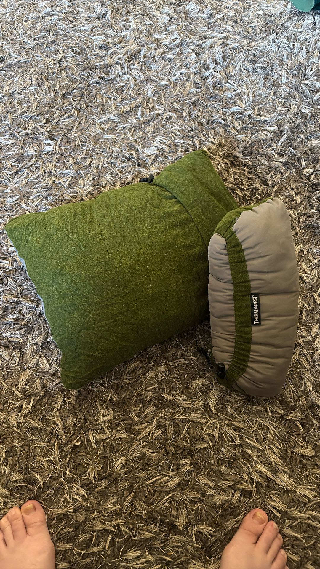 Thermorest Pillows (pair)