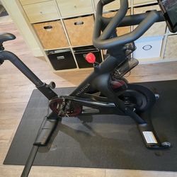 Pelaton Bike Plus Used Great Condition