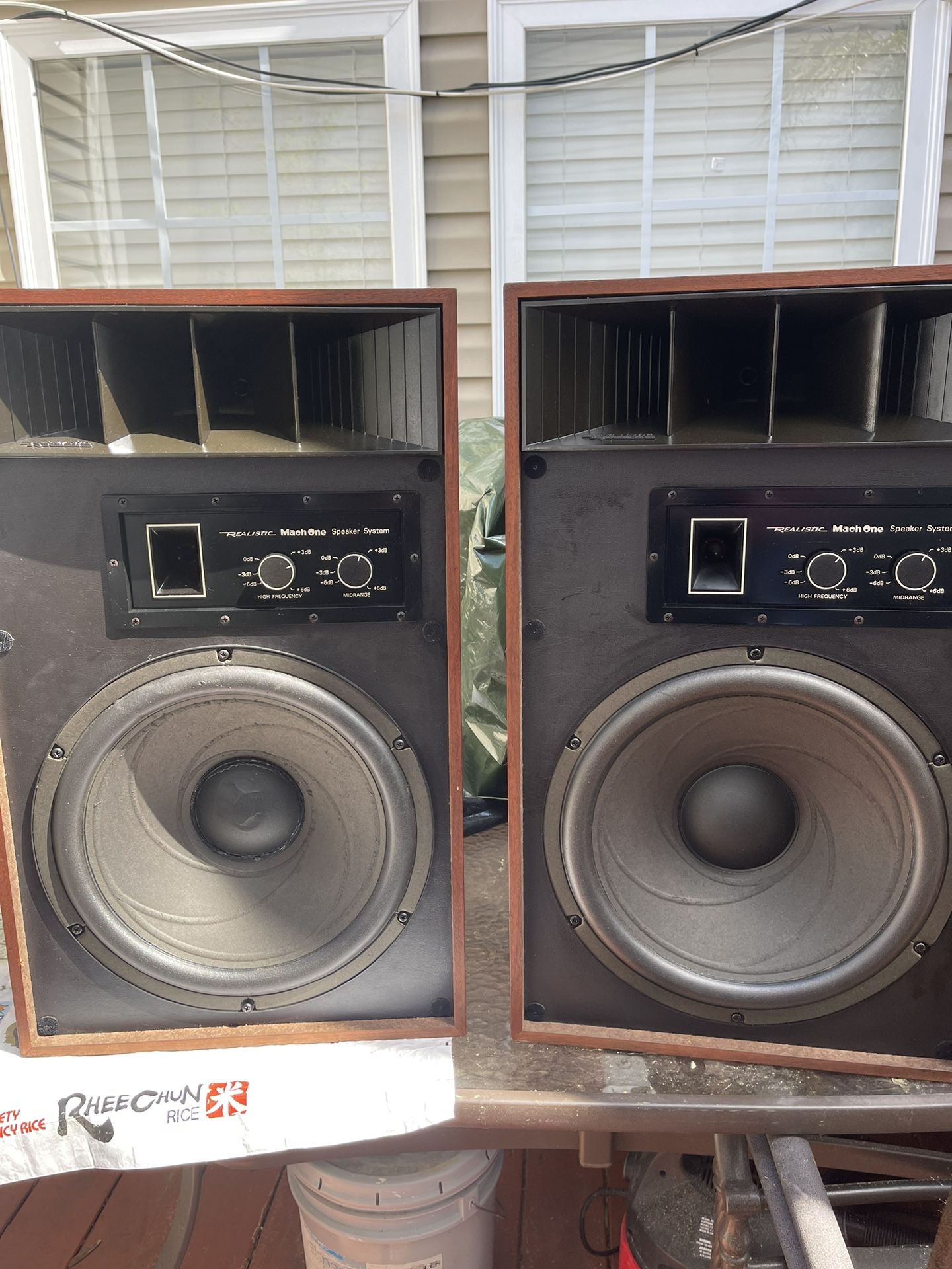REALISTIC MACH 1 SPEAKER