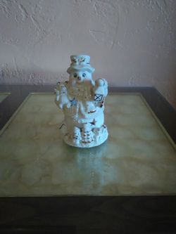 Snowman candle holder