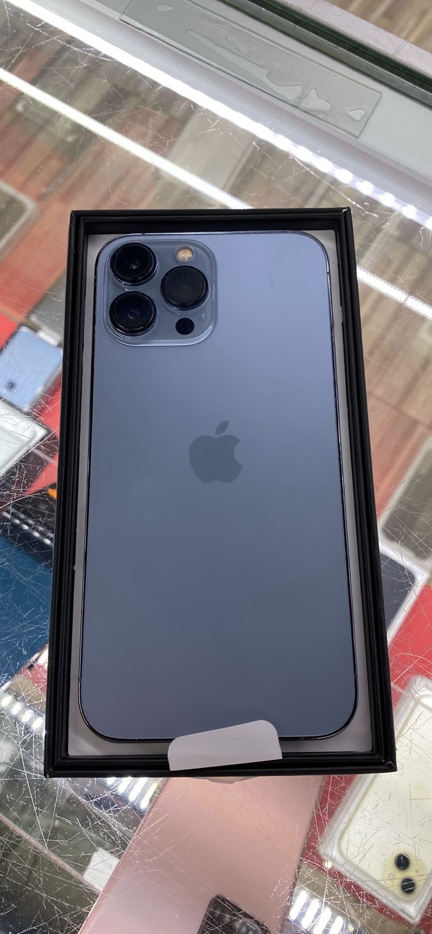 iPhone 13 Pro Max Factory Unlock