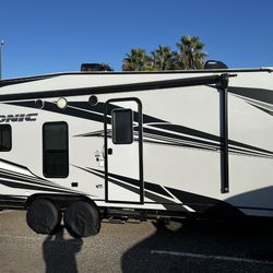 2022 Attitude Eclipse Iconic Toy Hauler