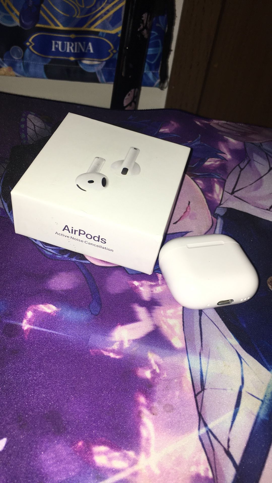 Apple AirPods 4 ANC