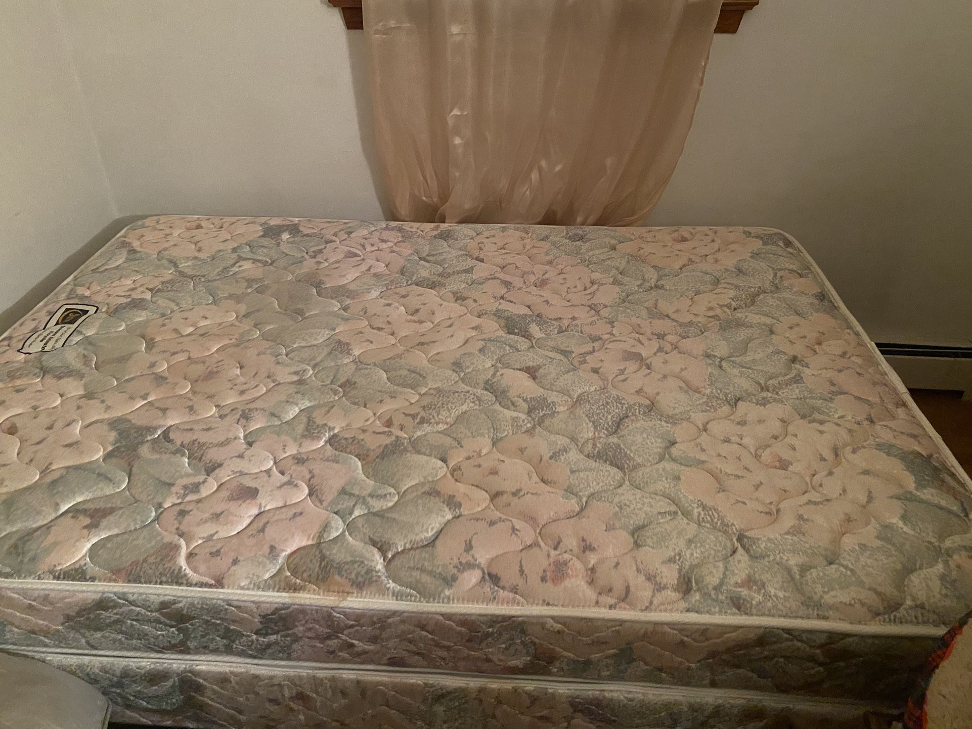 Serta Dream Master Royale Full Mattress And Boxspring