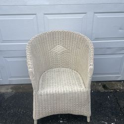 Wicker Chair (1 ONLY)