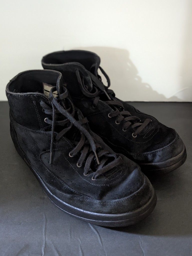 Air Jordan 2 Retro Deconstructed Triple Black
