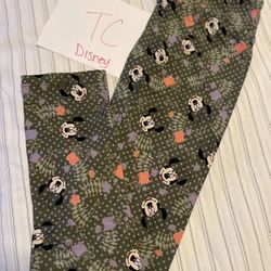 25.00 Each Lularoe Talk And Curvy Leggings