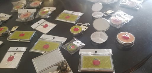 Card holder, pill keychain and mirror compact