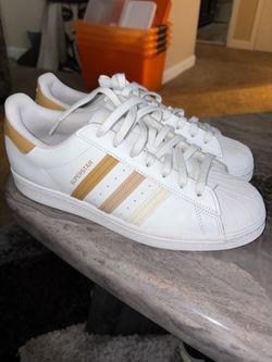 Mens Adidas Superstar Sneakers White Gold Stripes size 9.5