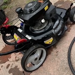 Craftsman Self propelled Lawnmower 