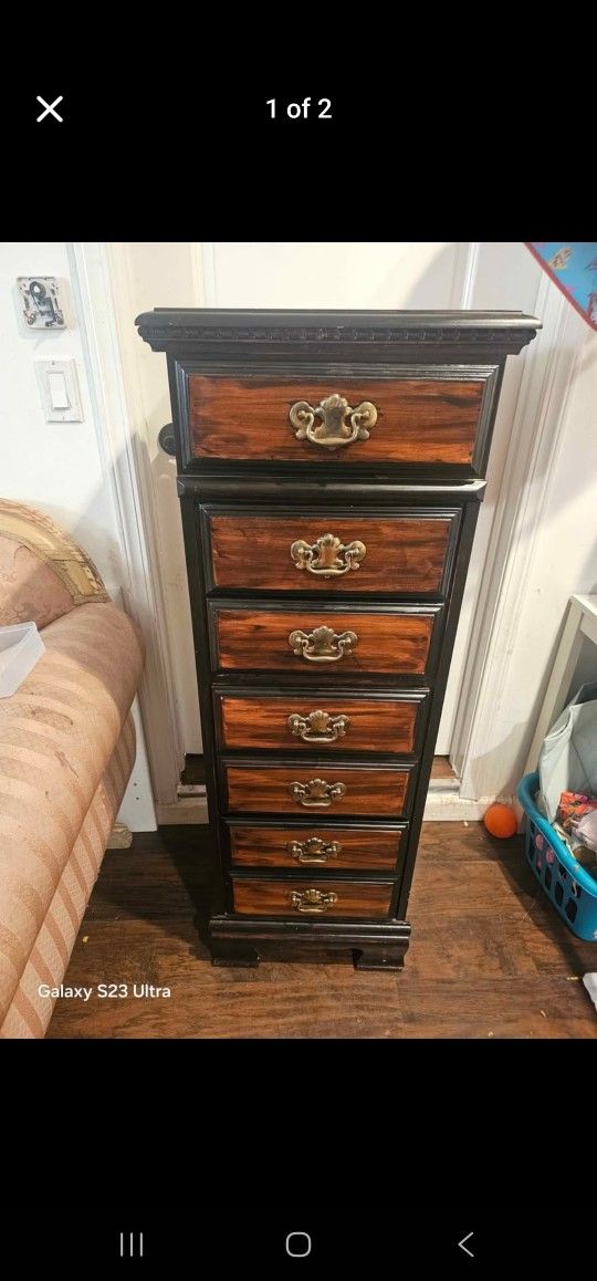 Antique Drawer Chest