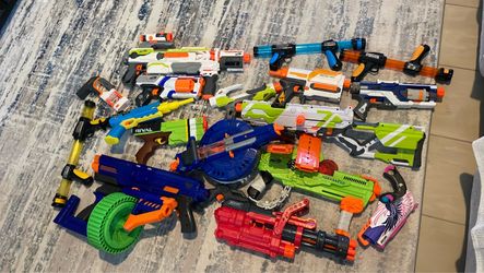 Huge bundle of top brand Nerfs and accessories