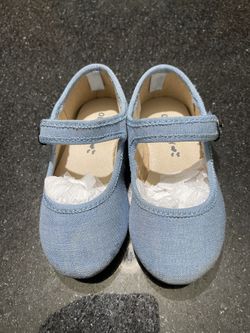 Toddler/ Girl’s Shoes - Girl’s Old Navy. Size 5, Buckle Blue Shoes
