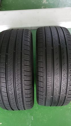 Pirellis in good condition 2 tires 225 45 17 good tread