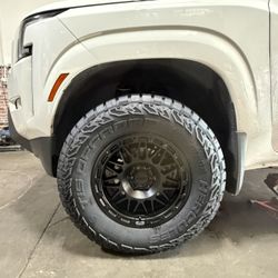 Nissan Frontier Bilstein Lift 2.5 Front 1.5 Rear $1300 Installed With Alignment 