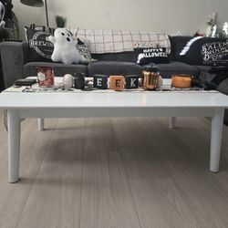 4'×2.5' Coffee Table