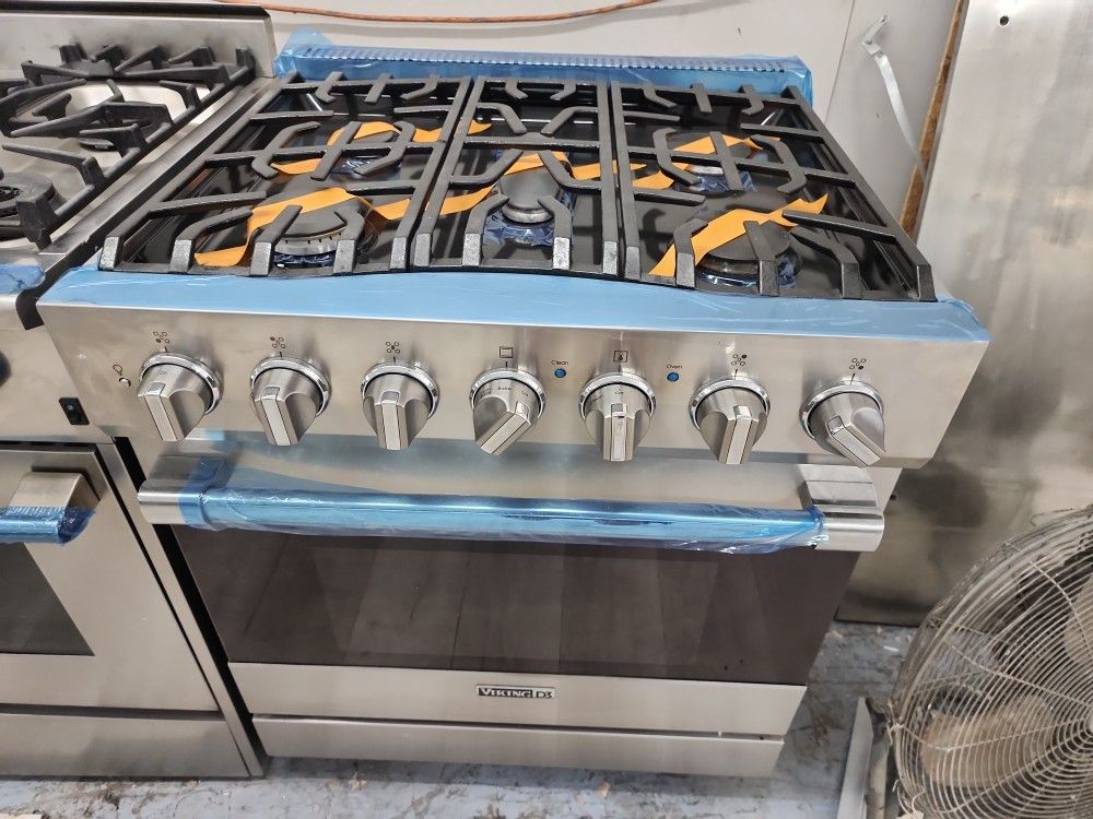 Viking 30 Inch Wide Dual Fuel