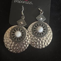 Aretes