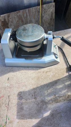 Waring pro waffle maker