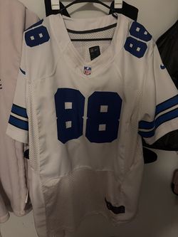 Nike sports jersey