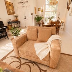 ✨ American Signature Armchair – Cozy Luxury ✨