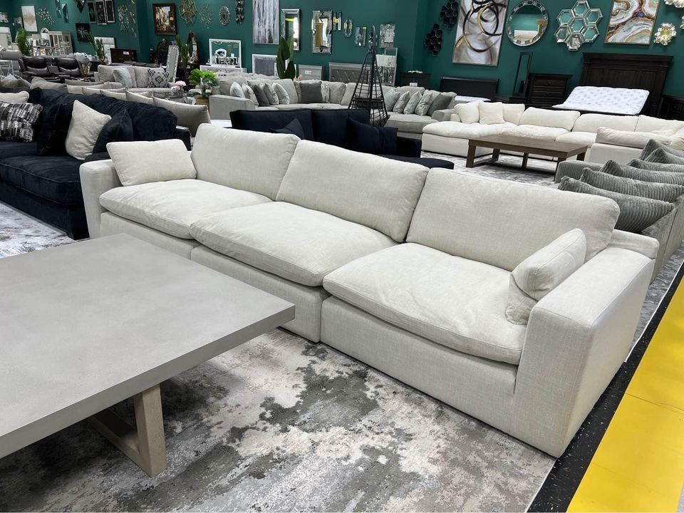 Elyza 3 Piece Sectional Sofa 💐💐New