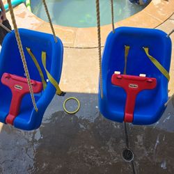 2 Baby Swings 
