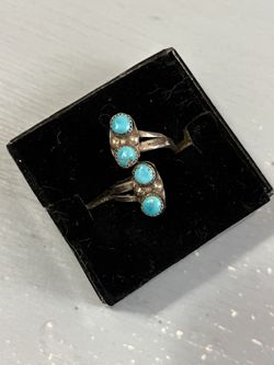 Genuine Vintage Sterling Silver Turquoise Ring 