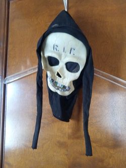 HALLOWEEN MASK 