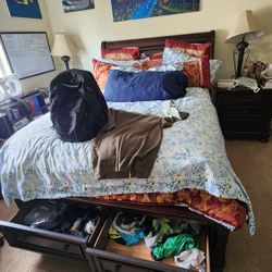 Queen Sized Solid Wood Bedroom Set