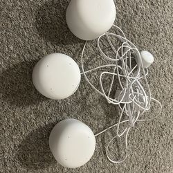 Google Nest WIFI Router + 2 Mesh Points