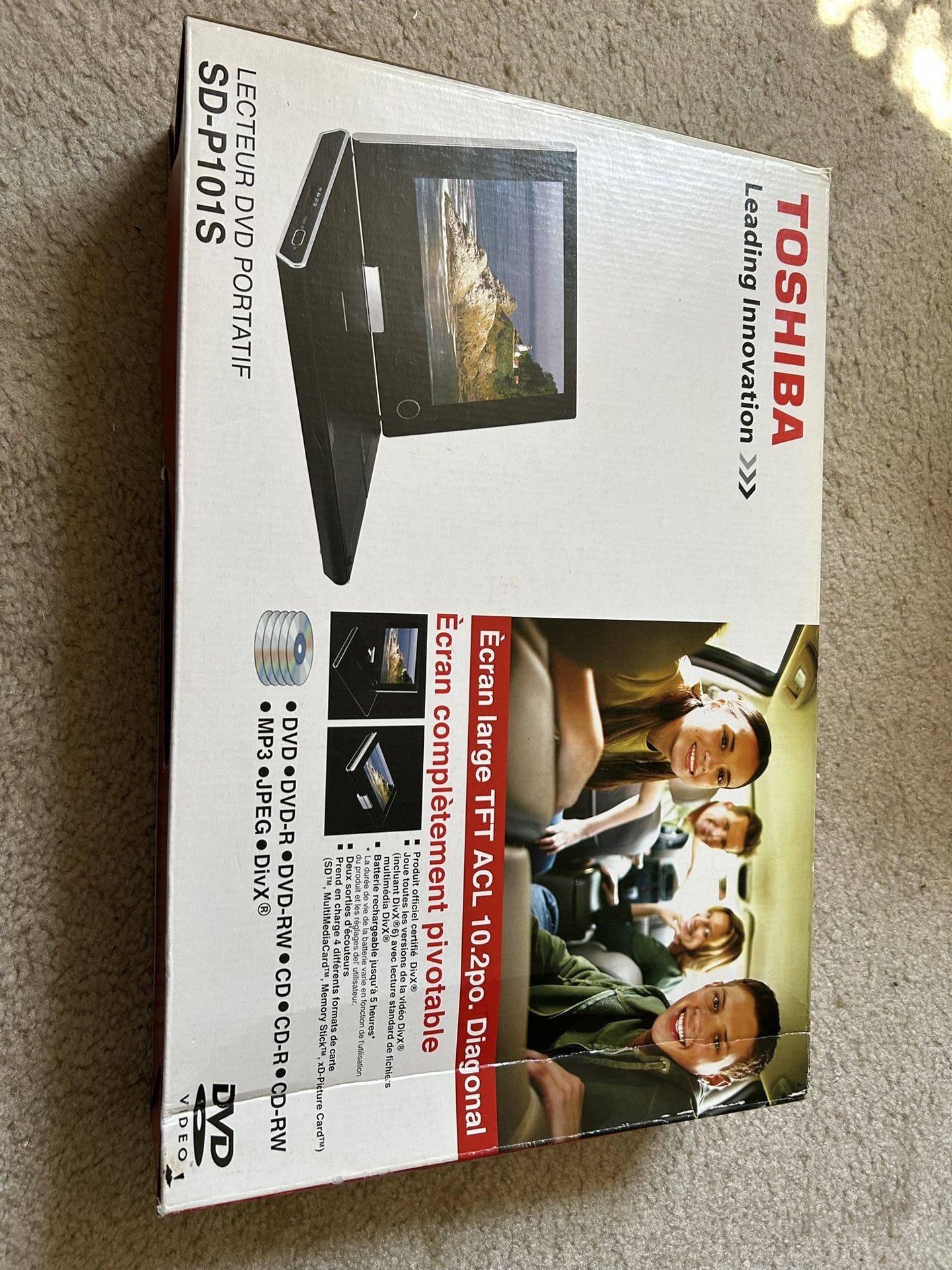 Toshiba SD-P101S Portable DVD Player