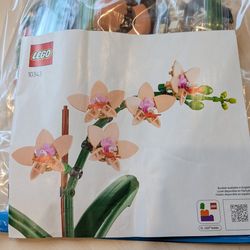 LEGO 10343 Mini Orchid