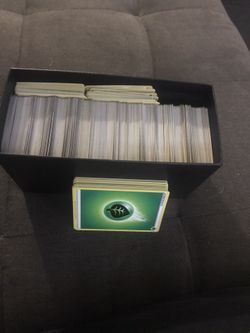 800 Energy Pokémon Cards Assorted 