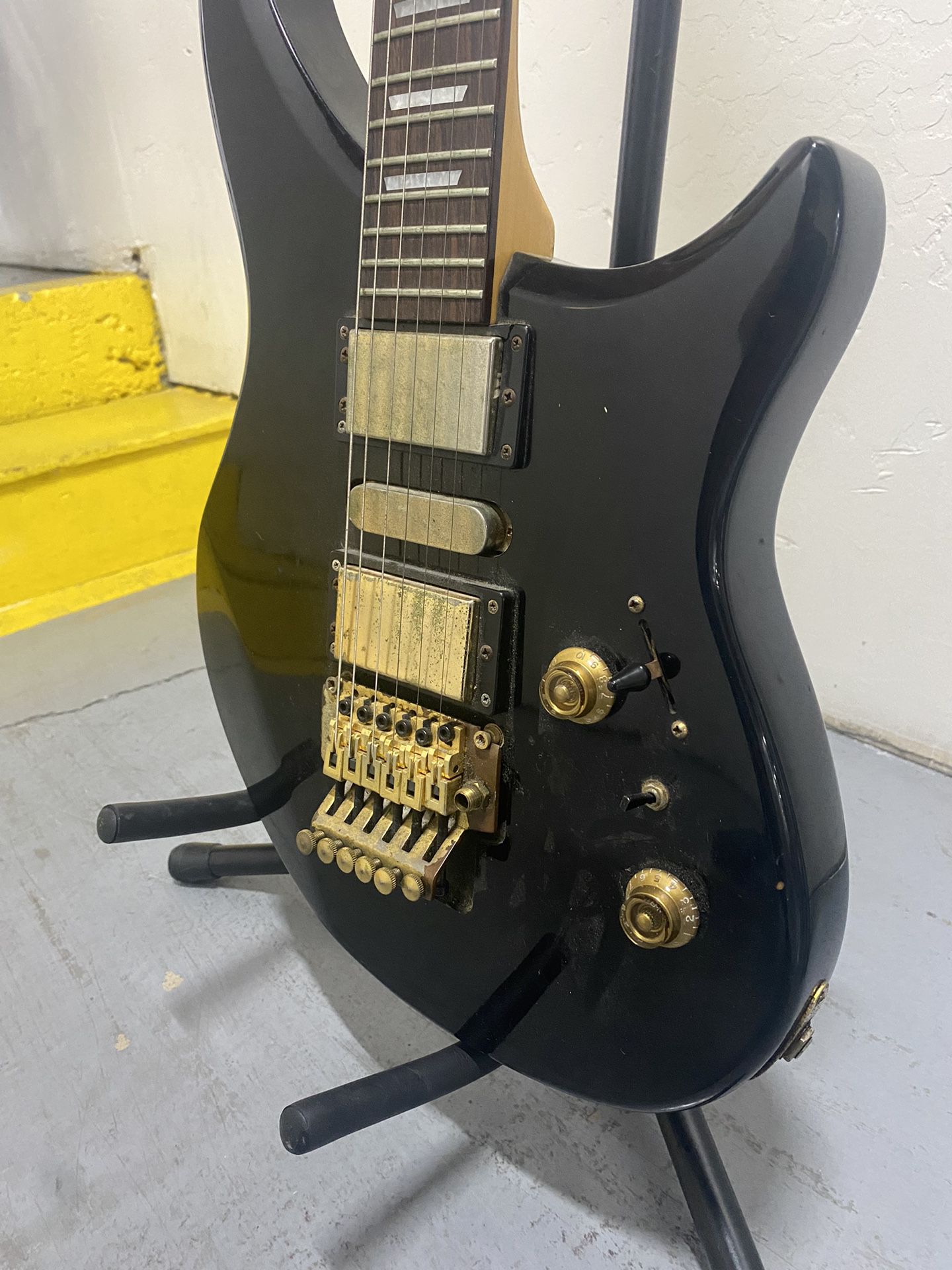 Guitar - Electric- Gibson - Rare Edition 