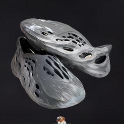 Yeezy Foam RNR MX Granite, Sizes 6/11/12/13