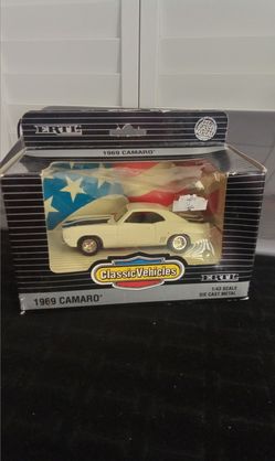 1969 Classic White Chevy Camaro Muscle Car  Diecast 