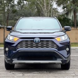 2023 Toyota RAV4 XSE hybrid