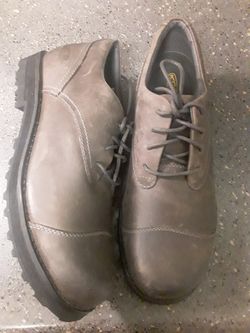 New Men Keen work or casual shoes Size 9