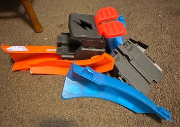 Kids small race car tracks
