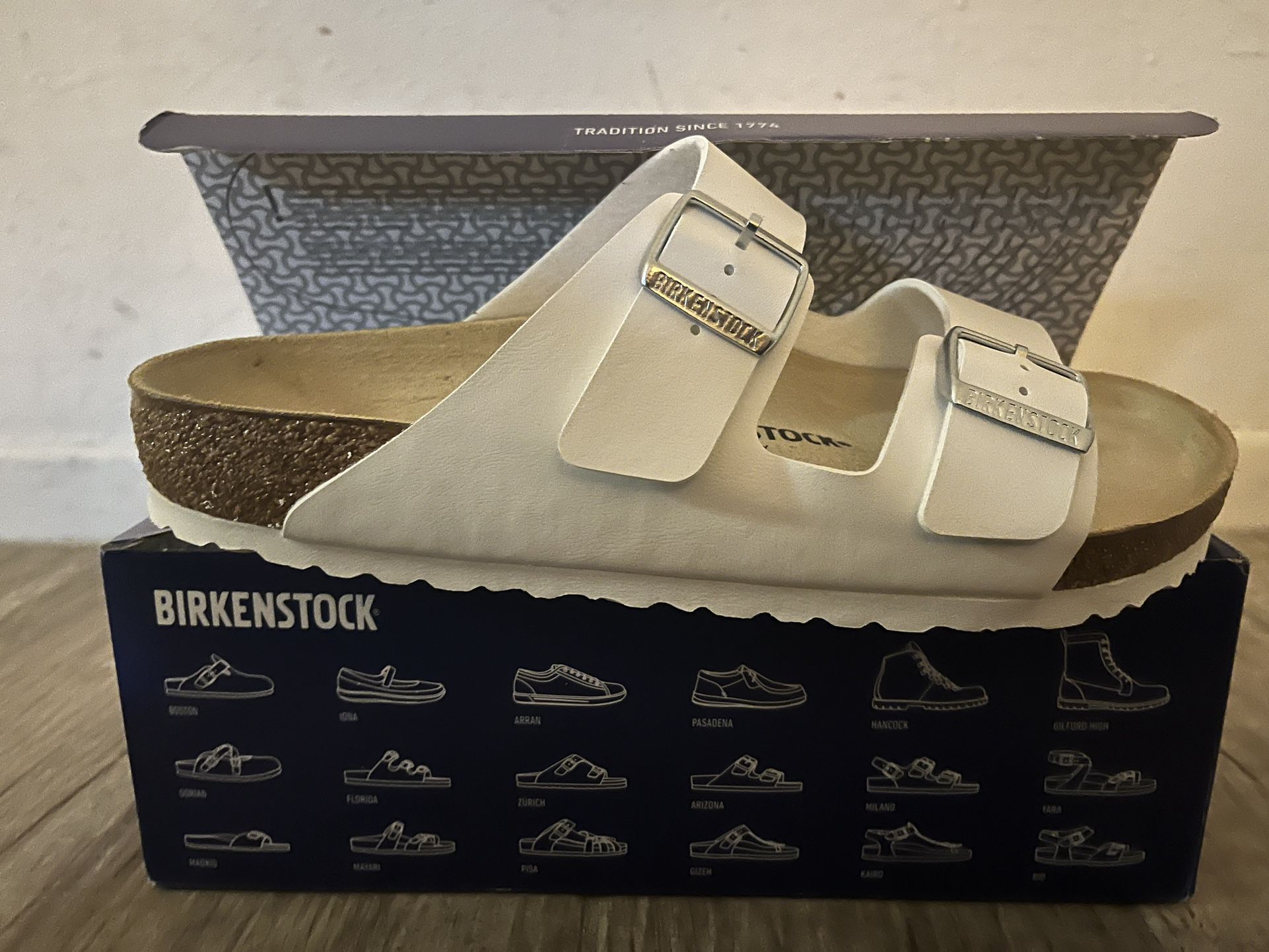 Birkenstocks-White-size 43 Never Worn
