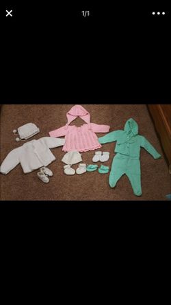 Baby girls 'cloths. Hand made