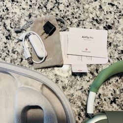 AirPod Max Green Like New