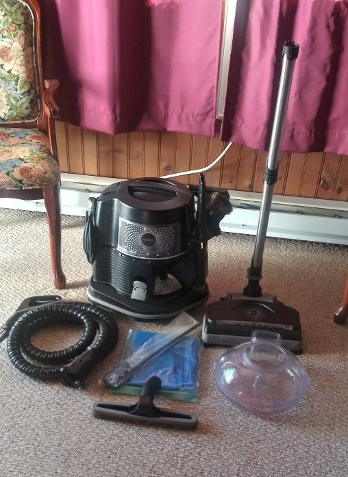 Rainbow Vacuum
